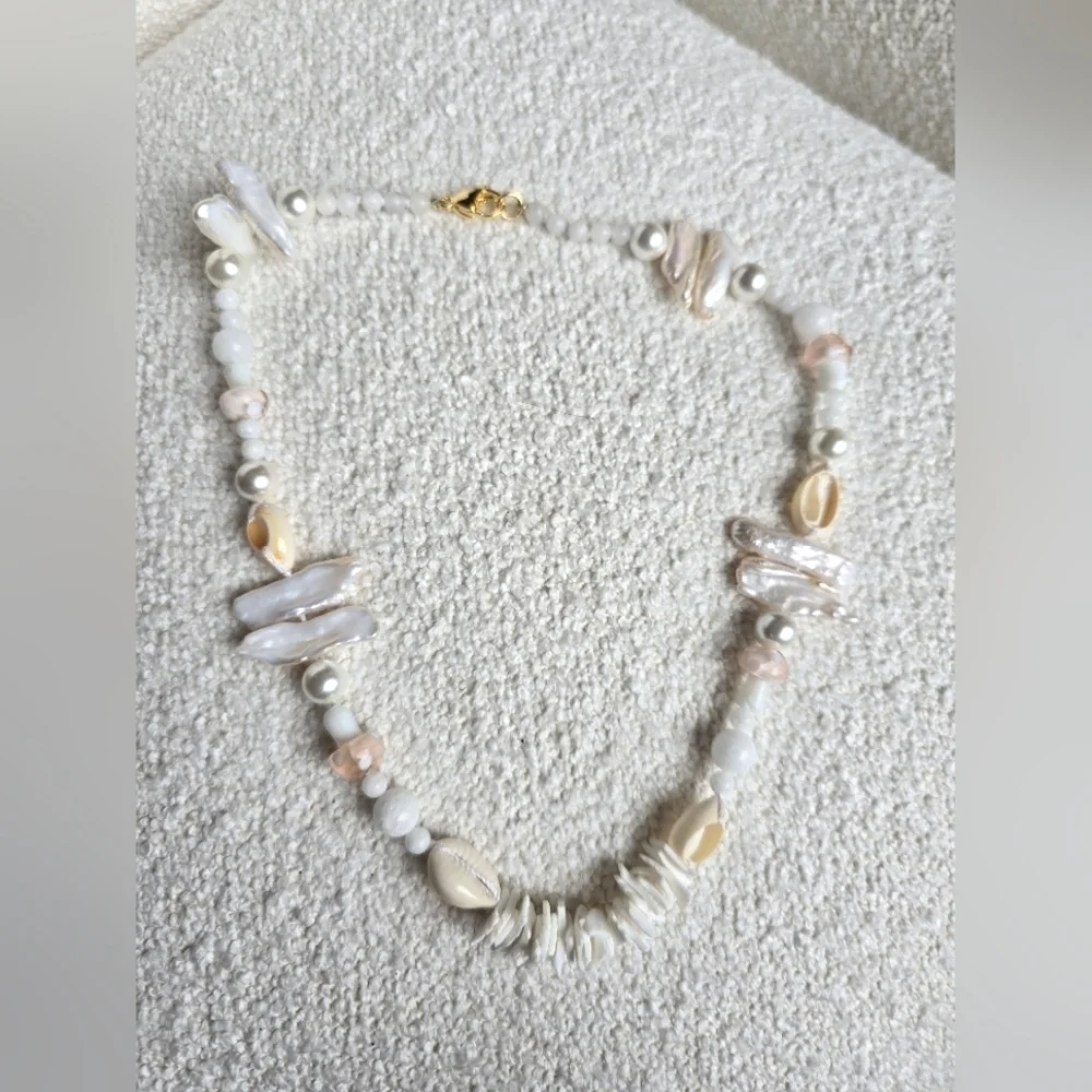 Free People × Galley Los Angeles,  Summertime Necklace -Beachy Pucca Ivory NWOT